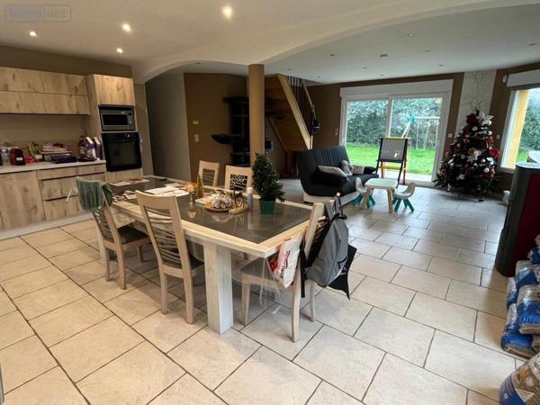 Maison à vendre à Carentan-les-Marais dans la Manche (50500), ref : 50110-737