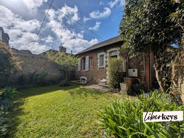 Dinard – Secteur Pionnière / Corbières – Maison en pierre avec jardin clos à deux pas de la plage
