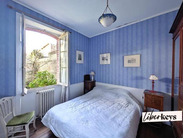 Dinard – Secteur Pionnière / Corbières – Maison en pierre avec jardin clos à deux pas de la plage
