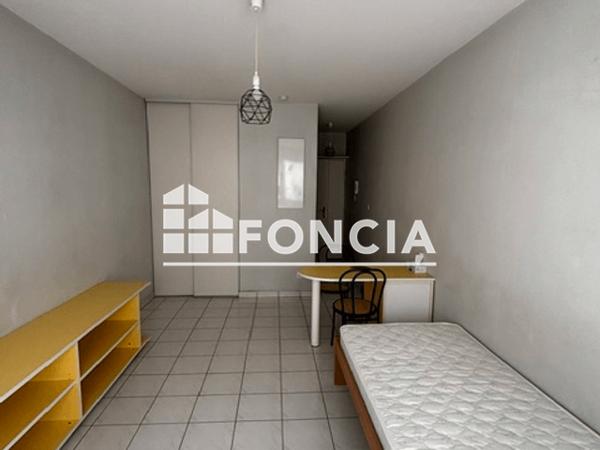 Location Studio meublé 23.2 m² - BAT. A - 28 PLACE DE SPARTE Montpellier 34000