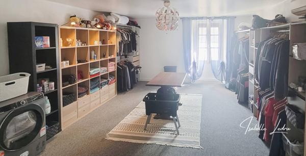 Immeuble à vendre 10 pièces de 295 m²