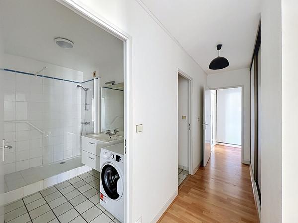 A LOUER T3 meublé avec parking 74 m² ANGERS GARE