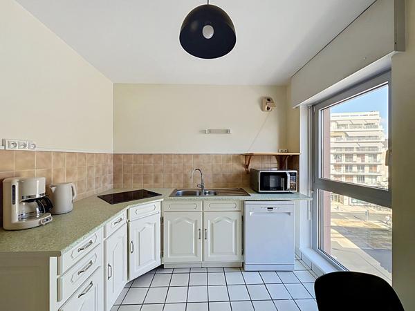 A LOUER T3 meublé avec parking 74 m² ANGERS GARE