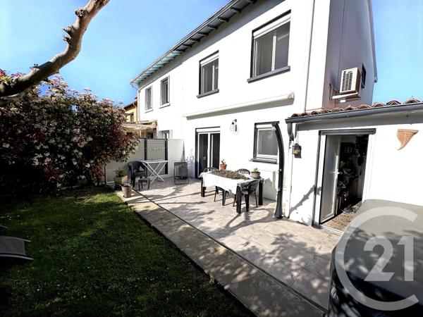 Maison à vendre  5 pièces - 104,22 m 2   BLAGNAC  - 31