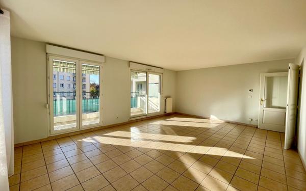 Appartement à vendre    5 pièces • 111 m2 Lyon 3