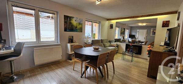 Appartement à vendre  3 pièces - 65,55 m 2   PONTARLIER  - 25