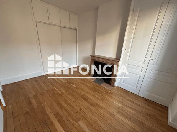 Location Appartement 2 pièces 50 m² - 26 RUE BARABAN Lyon 69003