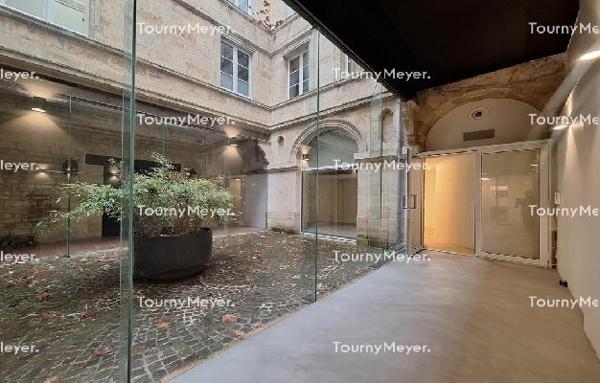 BUREAUX A LOUER - PESSAC