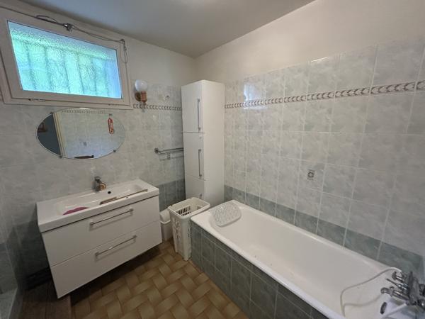 MAISON 3 CHAMBRES LA REOLE