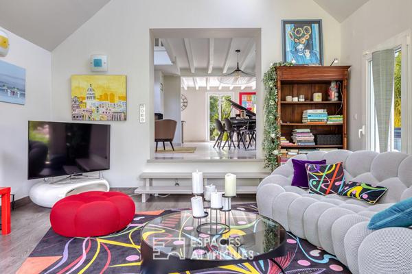 Maison familiale avec extension contemporaine et jardin paysager