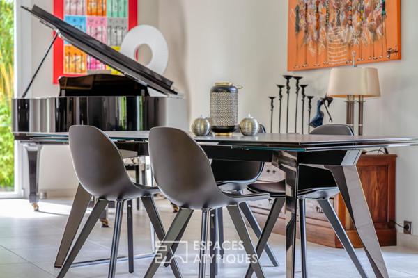 Maison familiale avec extension contemporaine et jardin paysager