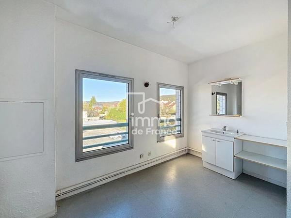 Bureau à vendre à Oyonnax (01100)