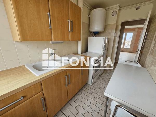 Location Appartement 4 pièces 69.64 m² - 11 ALLEE JACQUES BAINVILLE Vincennes 94300