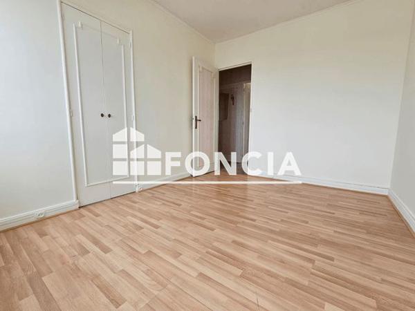 Location Appartement 4 pièces 69.64 m² - 11 ALLEE JACQUES BAINVILLE Vincennes 94300