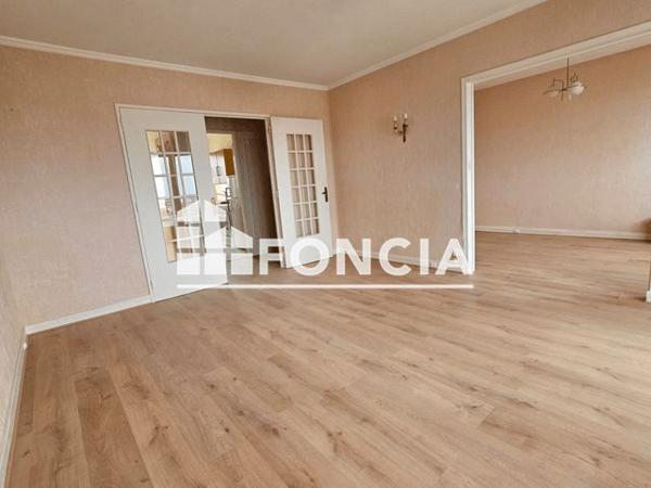 Location Appartement 4 pièces 69.64 m² - 11 ALLEE JACQUES BAINVILLE Vincennes 94300