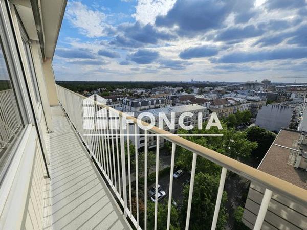 Location Appartement 4 pièces 69.64 m² - 11 ALLEE JACQUES BAINVILLE Vincennes 94300