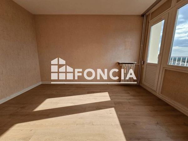 Location Appartement 4 pièces 69.64 m² - 11 ALLEE JACQUES BAINVILLE Vincennes 94300