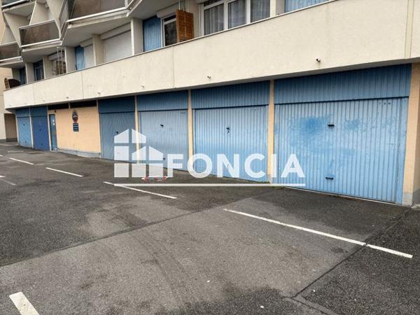 Location Appartement 15 m² - 5 AV DE SAINT GERMAIN Plaisir 78370