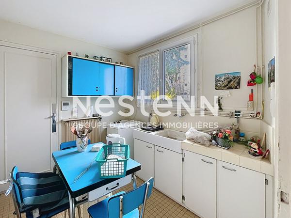 Maison a renover avec Grenier Garage - 69500 BRON