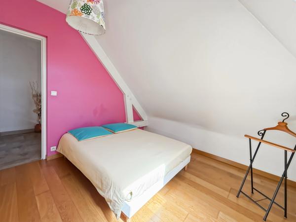 Dept de la Vienne (86) Maison contemporaine de 160 m² – Quartier recherché à l'est de la ville