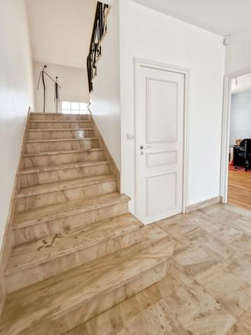 Dept de la Vienne (86) Maison contemporaine de 160 m² – Quartier recherché à l'est de la ville
