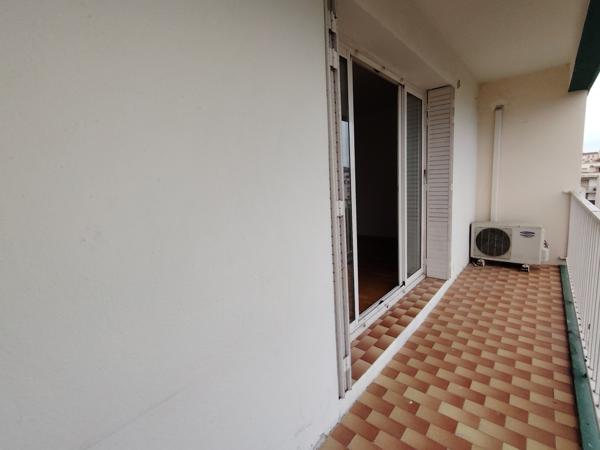 A louer appartement T4 Marseille 13013 St Jérôme La Rose balcon 3 chambres