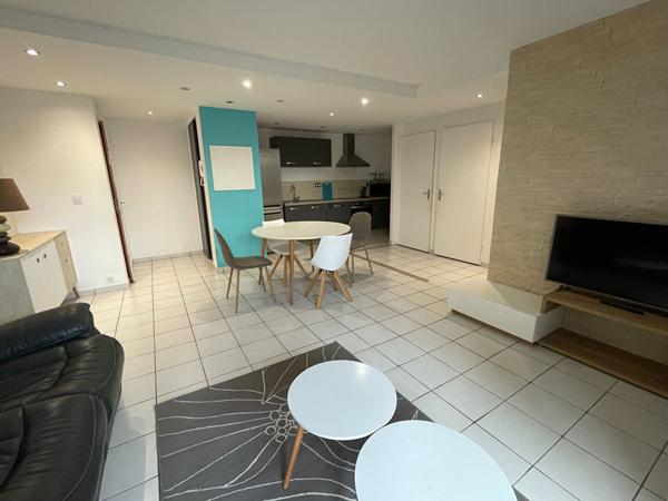 LOCATION - Appartement T2 Meublé - Proche gare