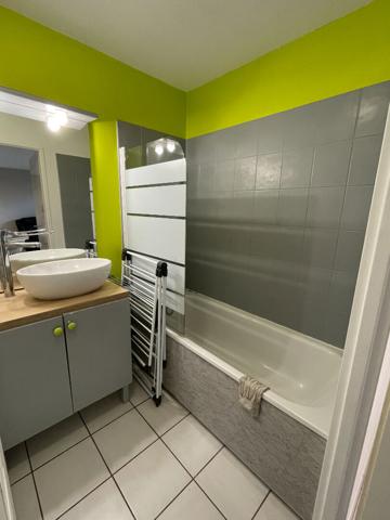 LOCATION - Appartement T2 Meublé - Proche gare