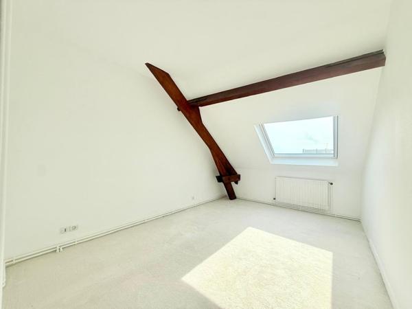 Appartement Centre-ville 469 000 € - Référence  4299