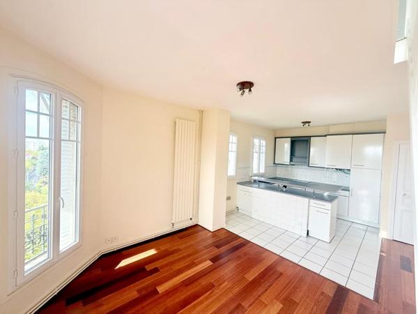 Appartement Centre-ville 469 000 € - Référence  4299