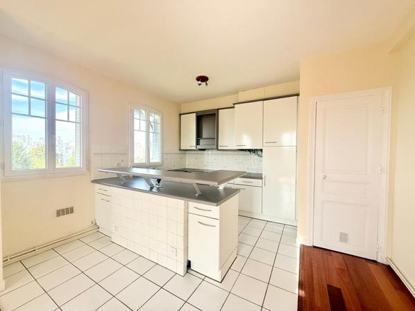 Appartement Centre-ville 469 000 € - Référence  4299