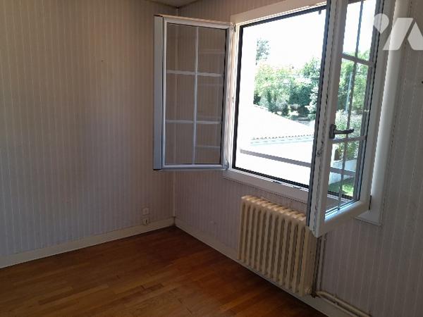 VOUNEUIL SOUS BIARD, Bourg, Maison de 5 pièces