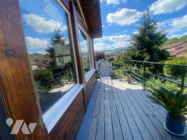 Pour amoureux de la nature, maison de 75m² habitables environ plus dépendances sur 295m² de jardin