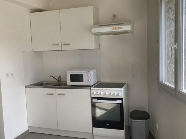 LOYETTES - STUDIO DE 35 M² MEUBLE AU RDC Loyettes (01360)