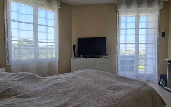 Appartement à vendre    3 pièces • 62 m2 Combs-la-Ville