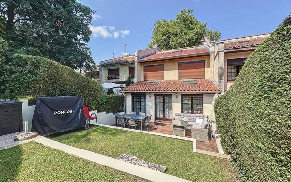 Maison à vendre    6 pièces • 123,77 m2 Ris-Orangis