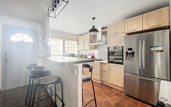 Maison à vendre    6 pièces • 123,77 m2 Ris-Orangis