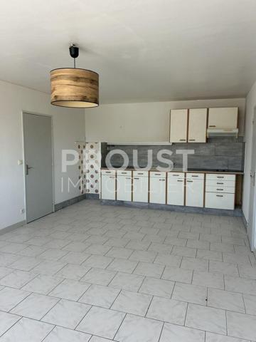 En exclusivité a vendre niort quartier dugesclin appartement 60,28 m² résidence sécurisée.