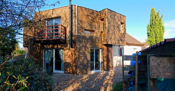 Maison contemporaine 9 chambres sous-sol