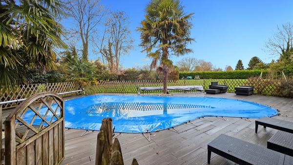 Maison contemporaine 9 chambres sous-sol