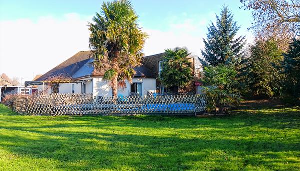 Maison contemporaine 9 chambres sous-sol