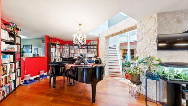 Maison contemporaine 9 chambres sous-sol