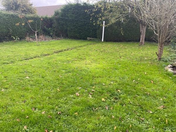 Terrain - 374 m²