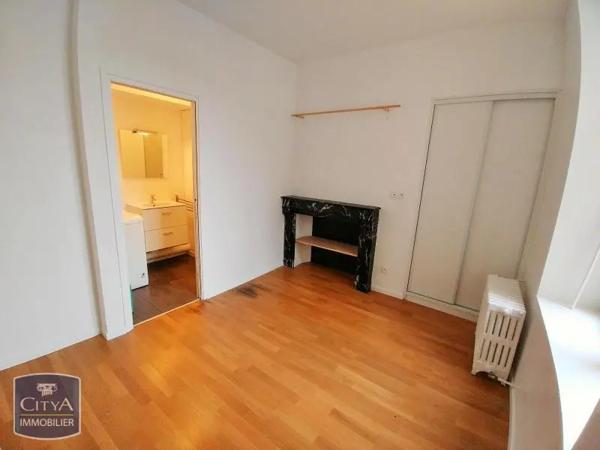 Appartement à louer 2 pièces 38.84m² Lille (59000)