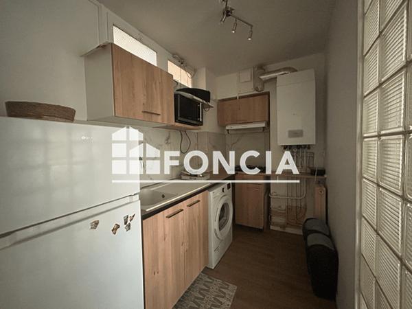 Location Appartement meublé 2 pièces 39 m² - 11 RUE NOTRE DAME Villeneuve Sur Lot 47300