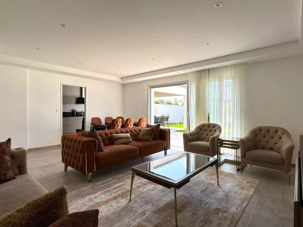 Maison de 2023 – 138 m² – 6 chambres – DPE A – Jardin plein sud – Garage