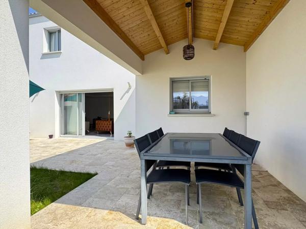 Maison de 2023 – 138 m² – 6 chambres – DPE A – Jardin plein sud – Garage
