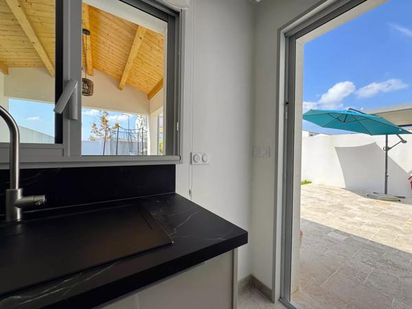 Maison de 2023 – 138 m² – 6 chambres – DPE A – Jardin plein sud – Garage