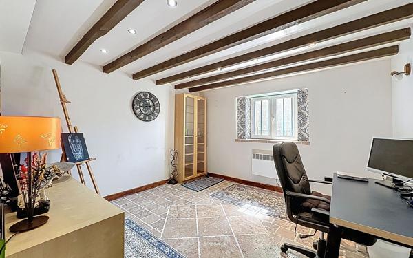 Maison à vendre    7 pièces •  Clermont-Ferrand