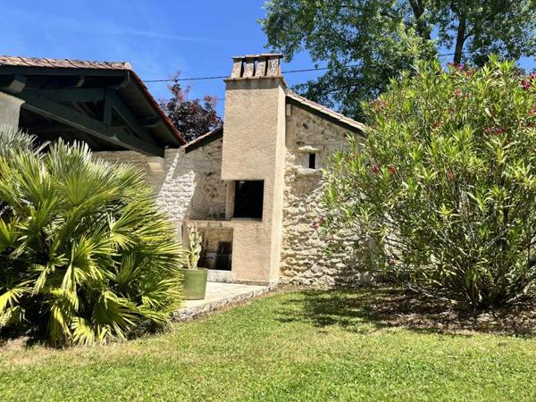 Maison à vendre 424 256 € Chancelade 7 p 200 m² DPE D